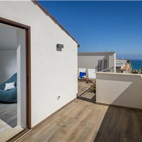 3 bedroom villa with jacuzzi, Castellammare del Golfo, sleeps 4-6